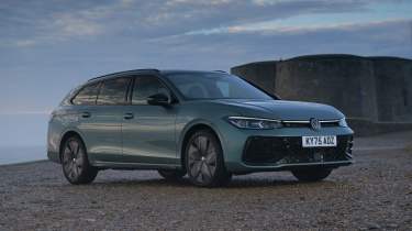 Volkswagen Passat Estate, вид спереди